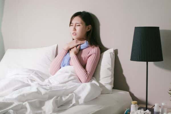 Bali Sore Throat: Causes, Symptoms, Treatment, and Prevention for Travelers